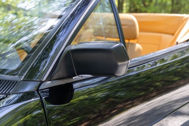 Ferrari-Mondial-1989-Convertible-21