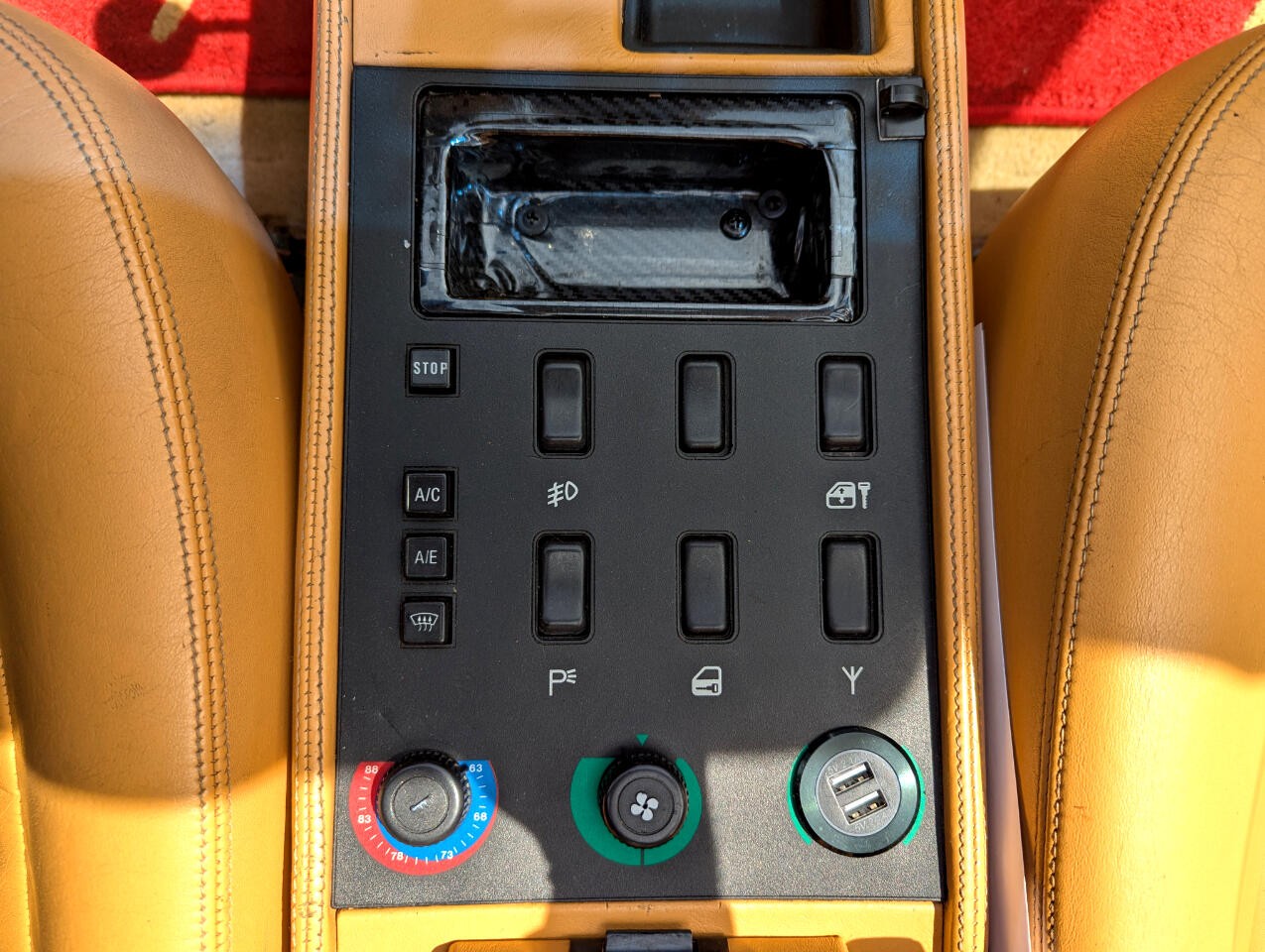 Ferrari-Mondial-1989-Convertible-24