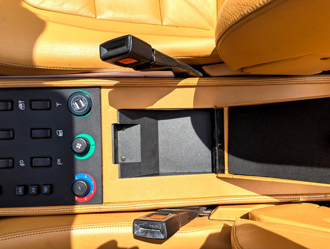 Ferrari-Mondial-1989-Convertible-26