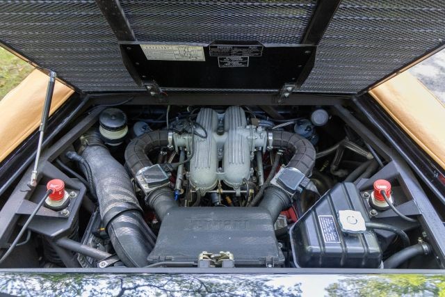 Ferrari-Mondial-1989-Convertible-3