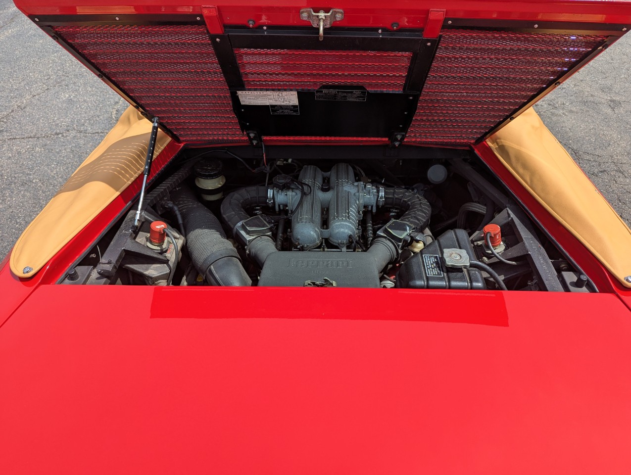 Ferrari-Mondial-1989-Convertible-33