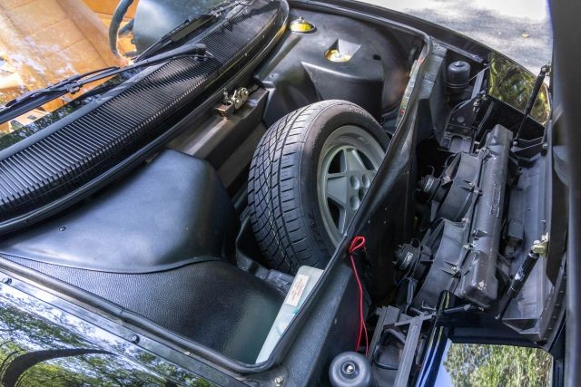 Ferrari-Mondial-1989-Convertible-38