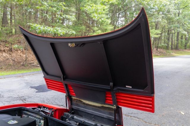 Ferrari-Mondial-1989-Convertible-39