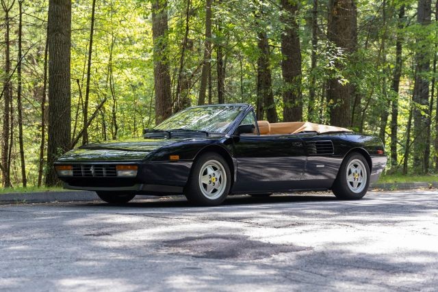 Ferrari-Mondial-1989-Convertible-4