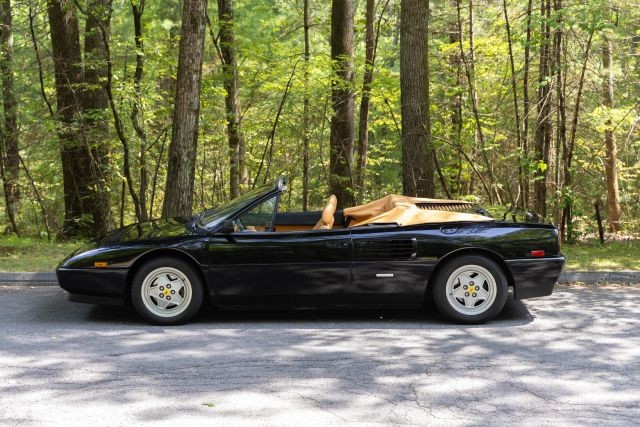 Ferrari-Mondial-1989-Convertible-6