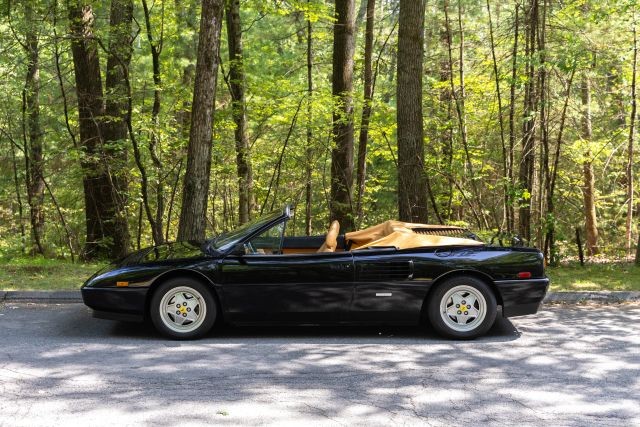 Ferrari-Mondial-1989-Convertible-7