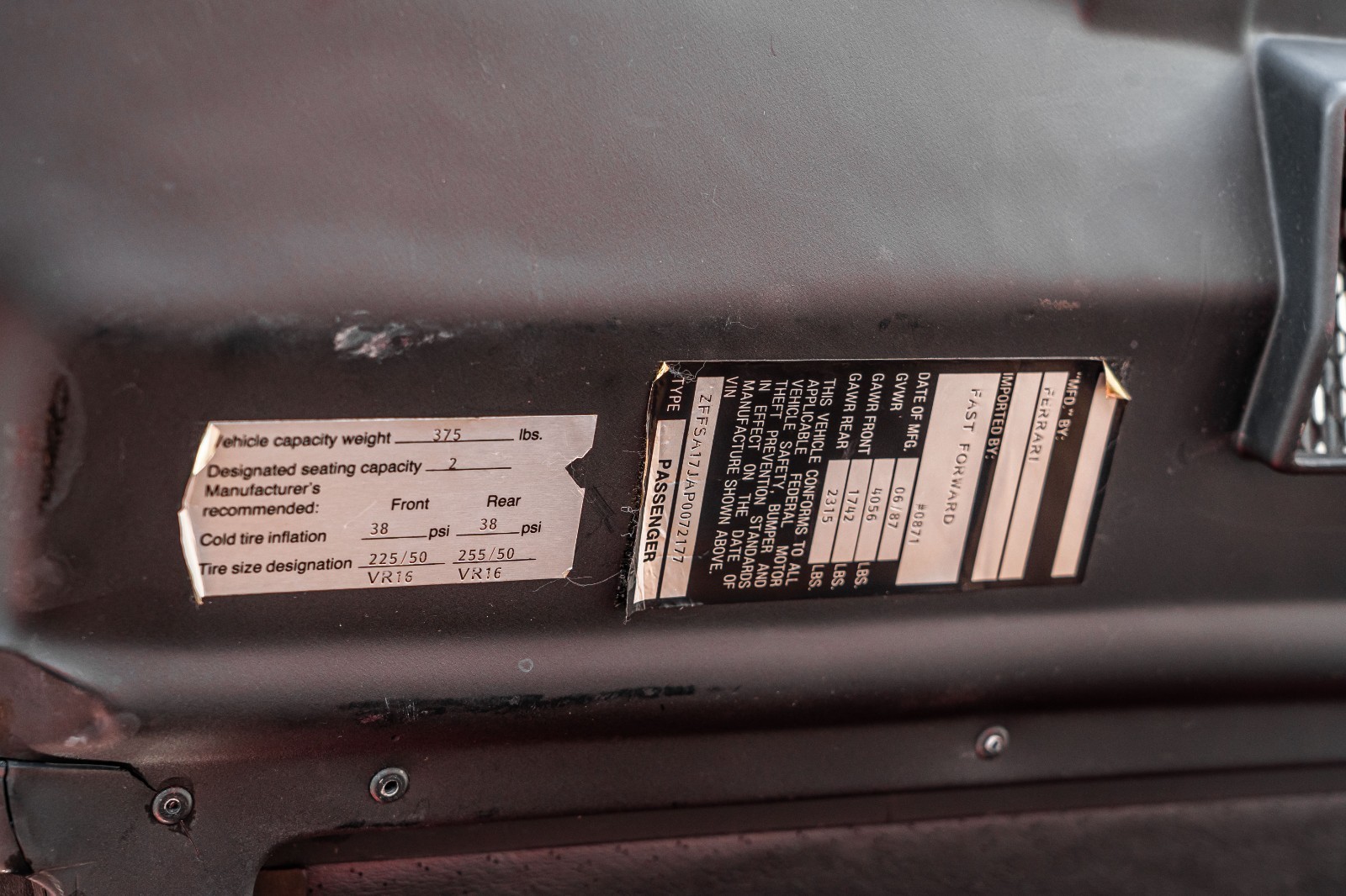 Ferrari-Testarossa-1987-Coupe-38