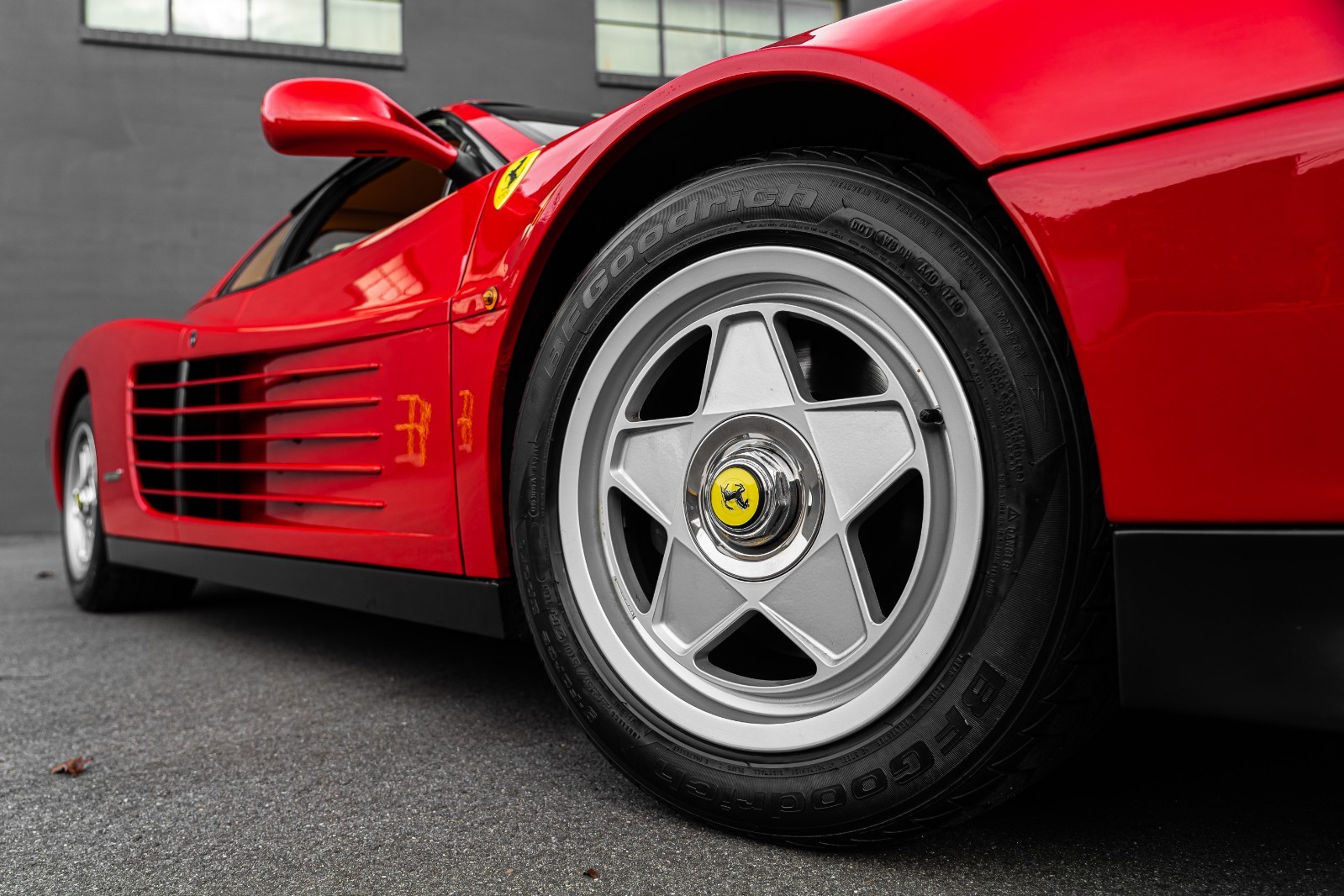 Ferrari-Testarossa-1987-Coupe-8