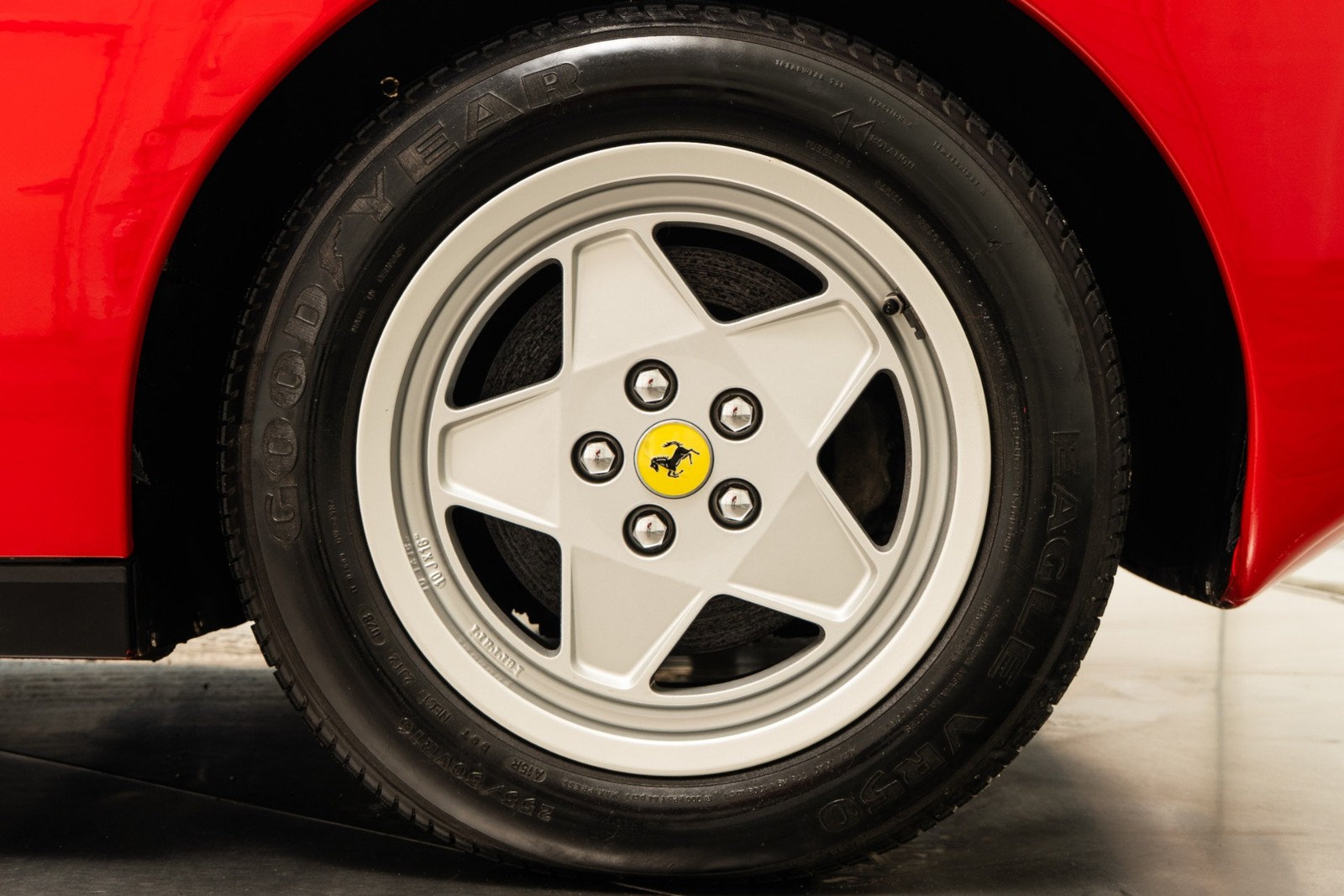 Ferrari-Testarossa-1988-Coupe-10