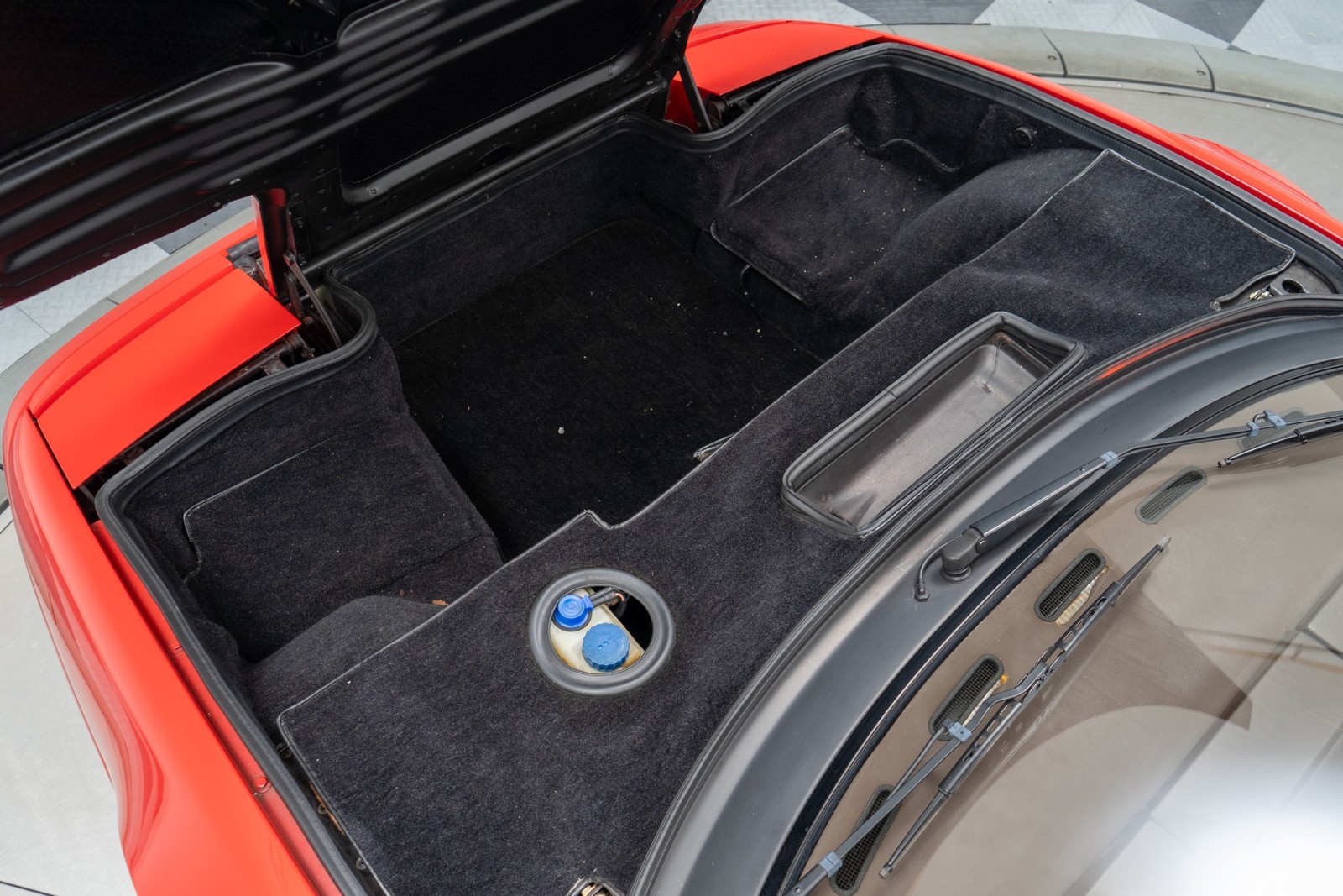 Ferrari-Testarossa-1988-Coupe-18