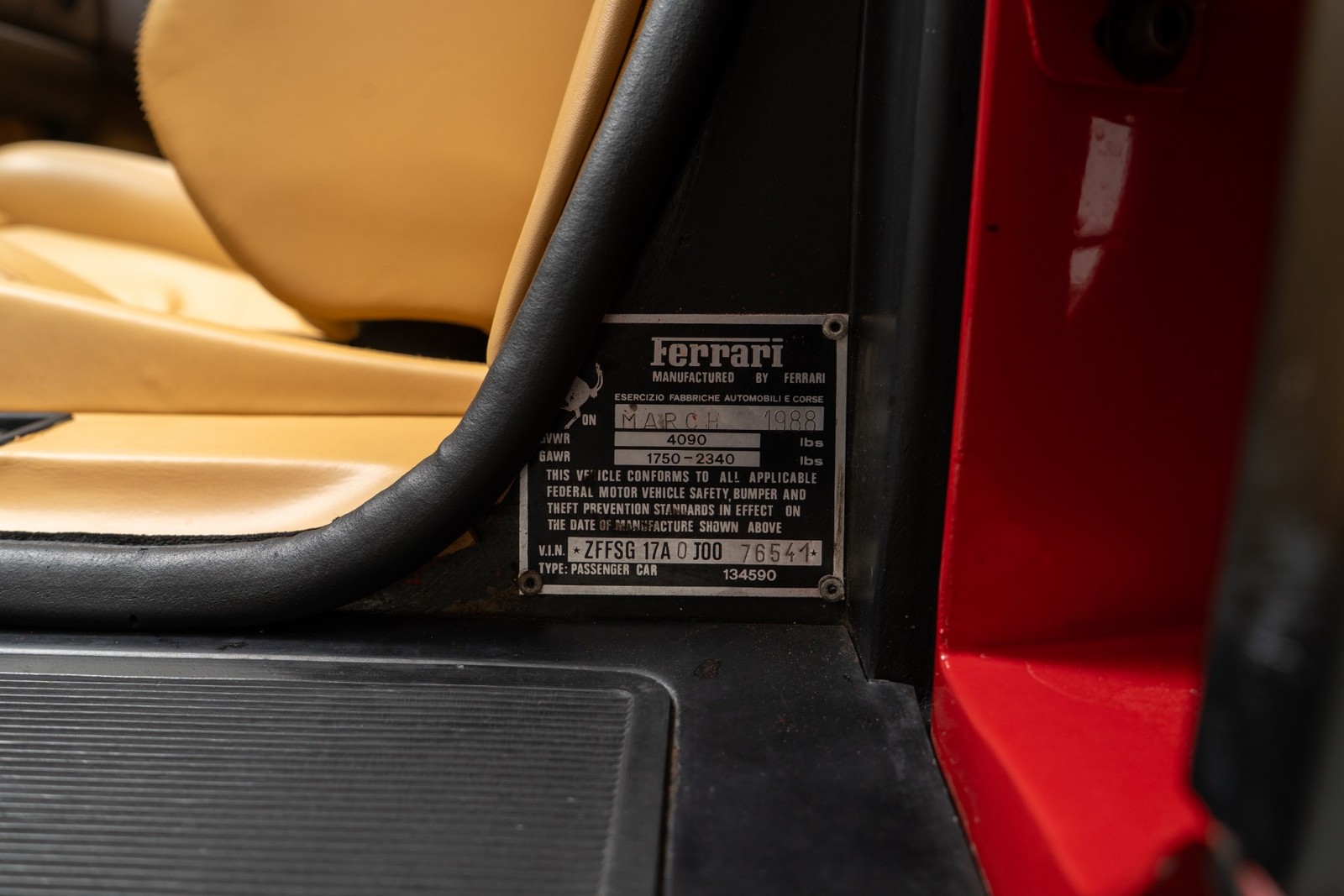 Ferrari-Testarossa-1988-Coupe-19