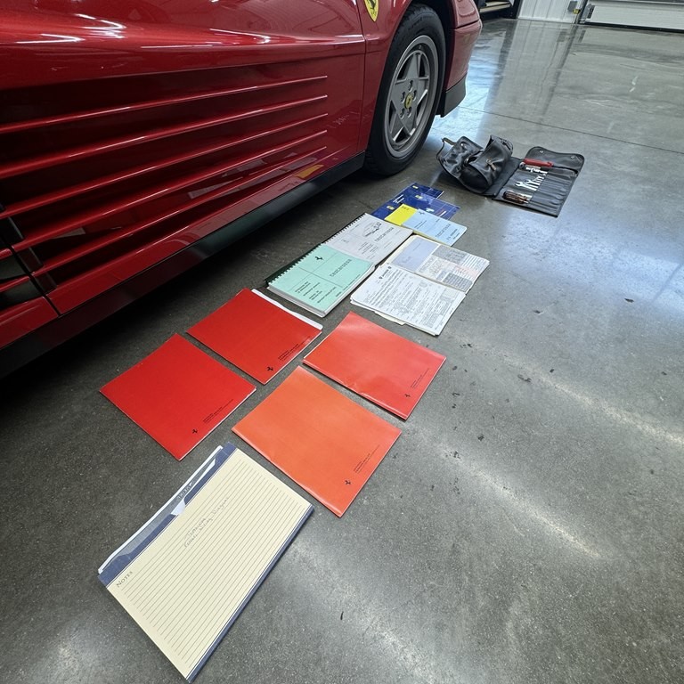 Ferrari-Testarossa-1988-Coupe-22