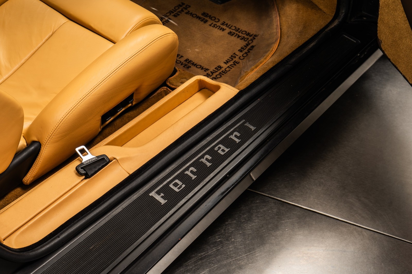 Ferrari-Testarossa-1988-Coupe-28