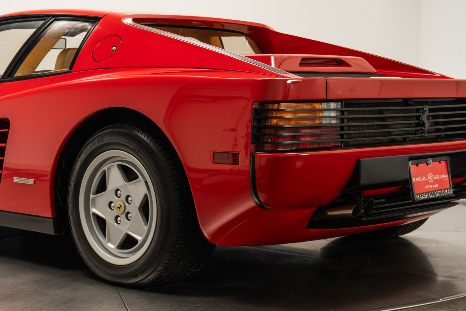 Ferrari-Testarossa-1988-Coupe-31