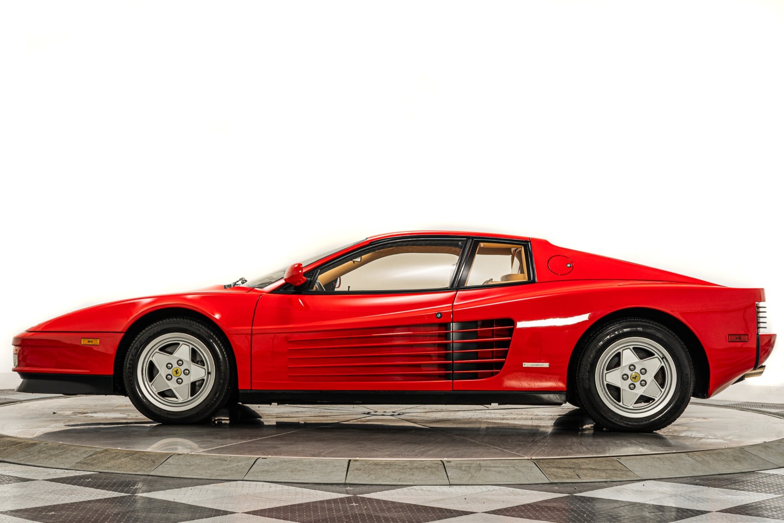 Ferrari-Testarossa-1988-Coupe-5