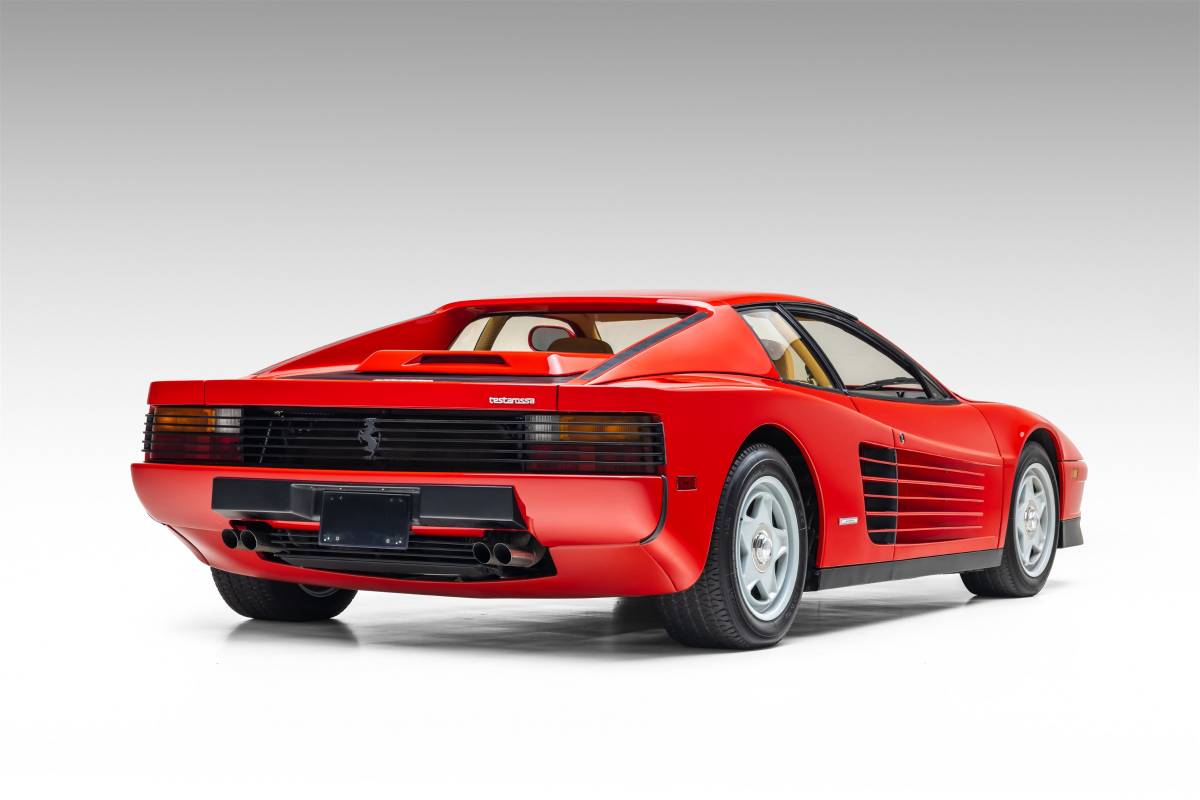 Ferrari-testarossa-1986-red-18