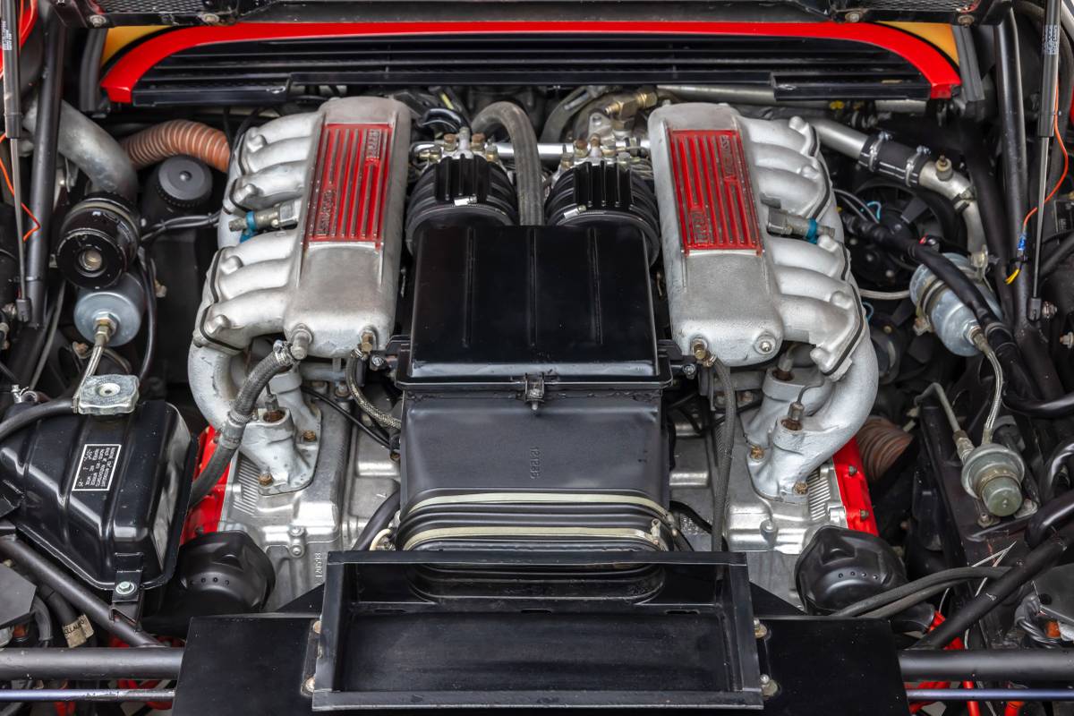 Ferrari-testarossa-1986-red-82