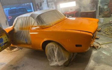 Fiat-124-spider-1977-orange-1