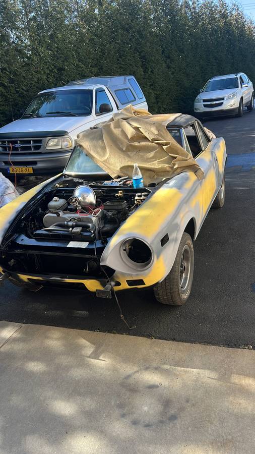 Fiat-124-spider-1977-orange-11