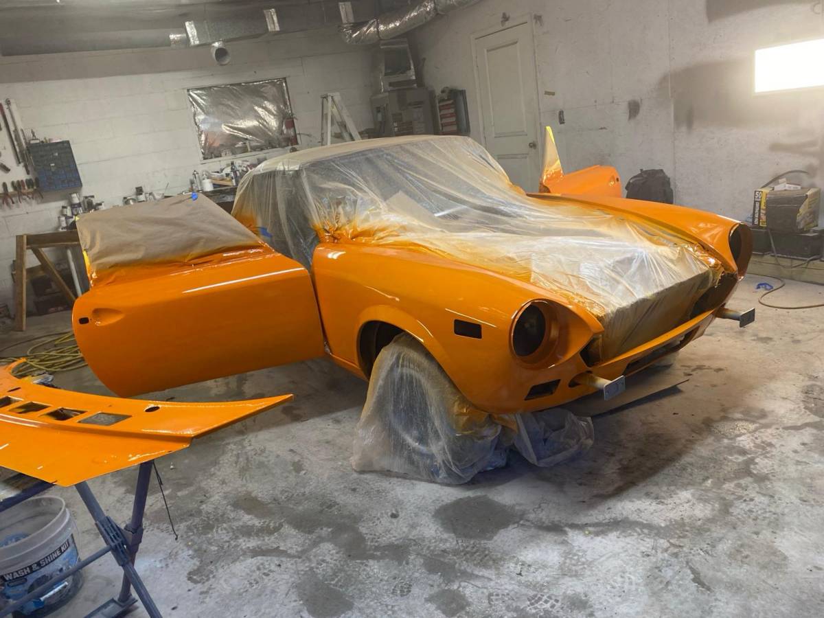 Fiat-124-spider-1977-orange-2