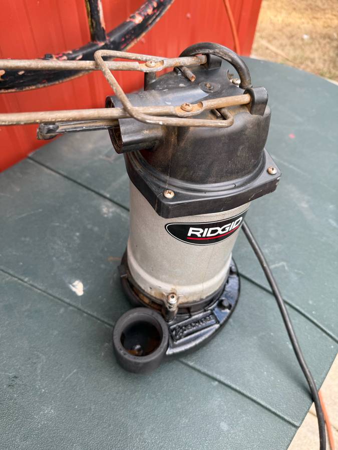 Fiat-124-spider-1977-orange-8