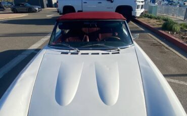 Fiat-124-spider-1977-white-3