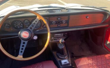 Fiat-124-spider-1977-white-6