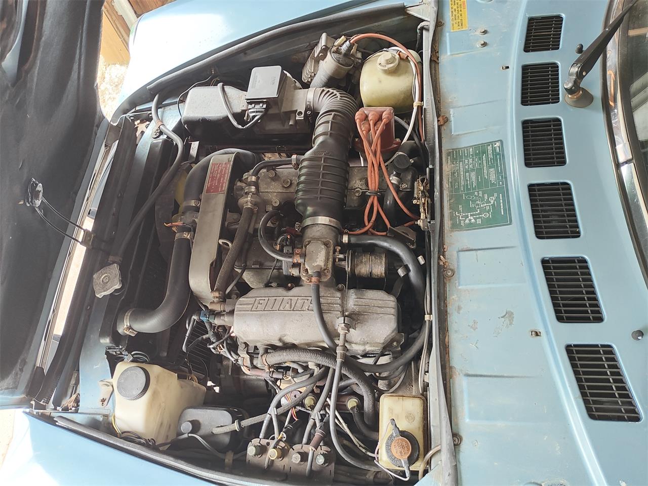 Fiat-124-spider-2000-1981-Light-blue-Beige-11