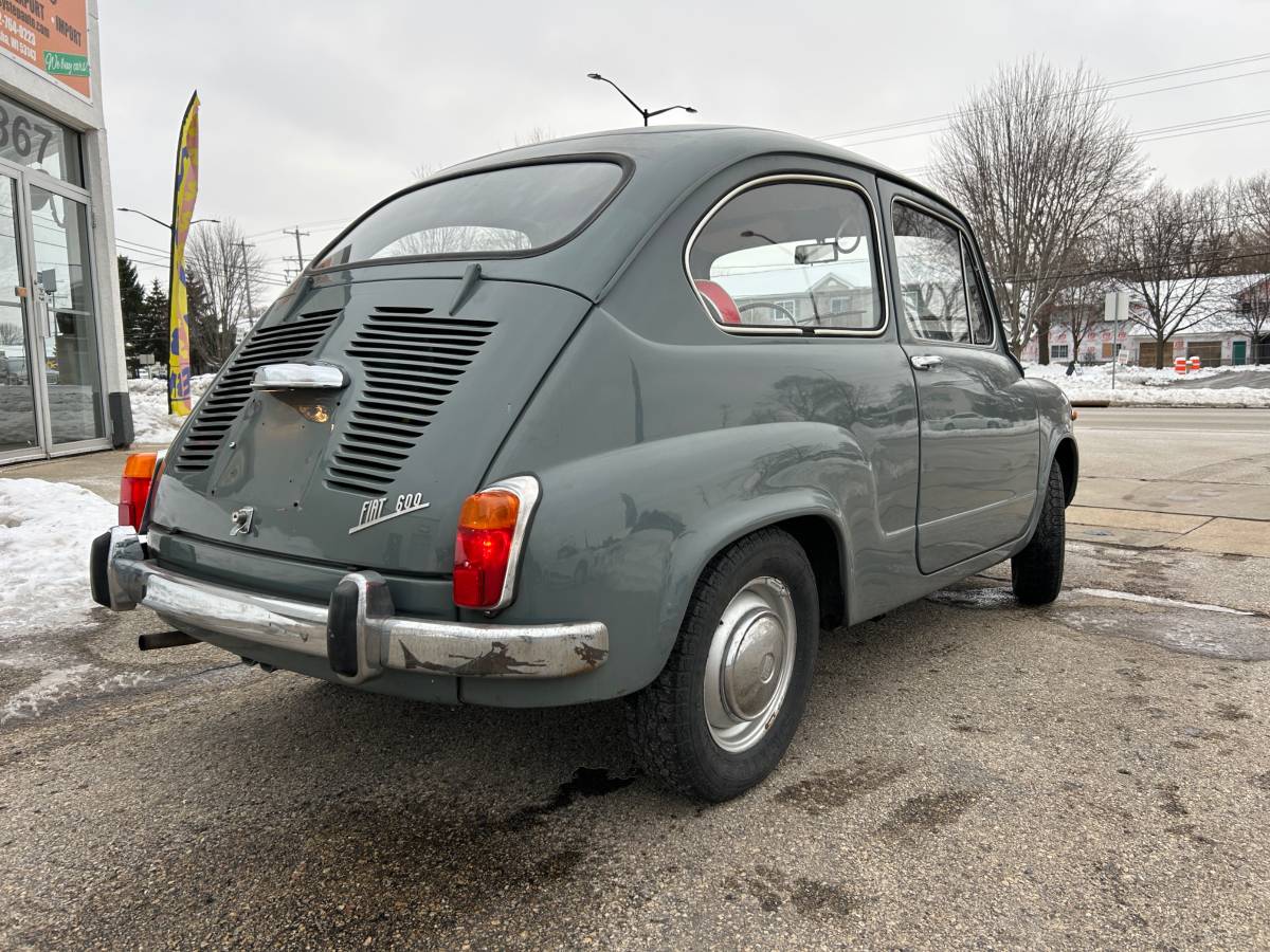 Fiat-600-1968-grey-3