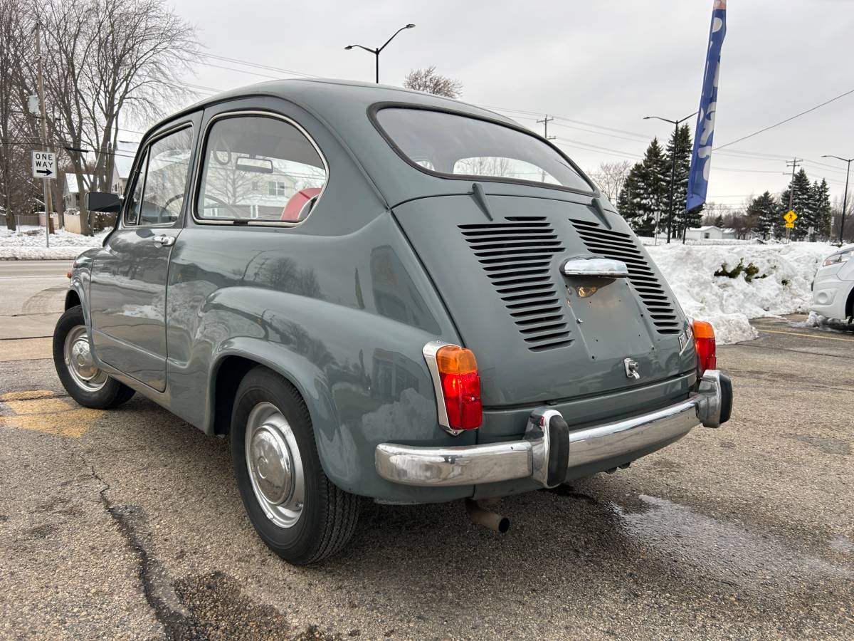 Fiat-600-1968-grey-5