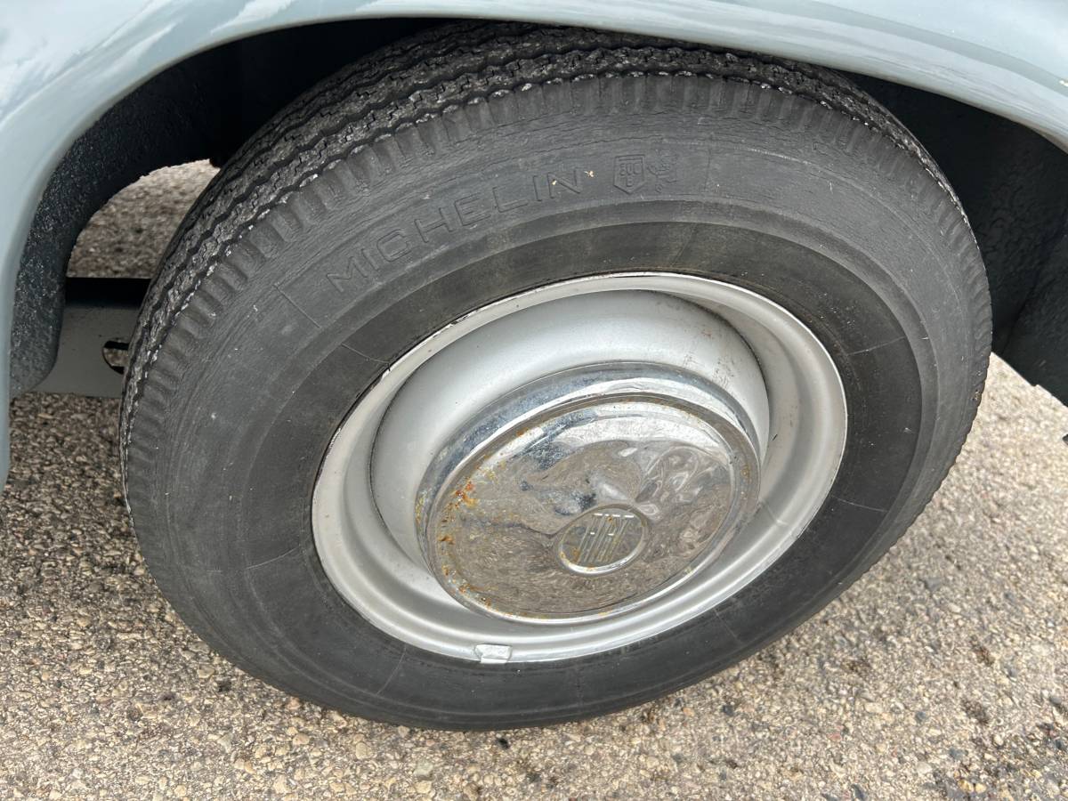 Fiat-600-1968-grey-9