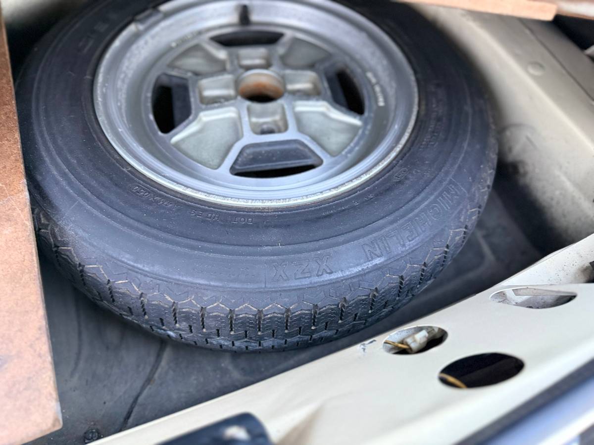 Fiat-spider-2000-by-pininfarina-1981-18