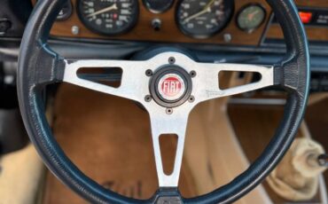 Fiat-spider-2000-by-pininfarina-1981-7