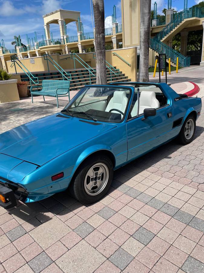 Fiat-x19-1979-blue-14