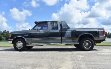 Ford-1-Ton-Trucks-1988-Pickup-Truck-7