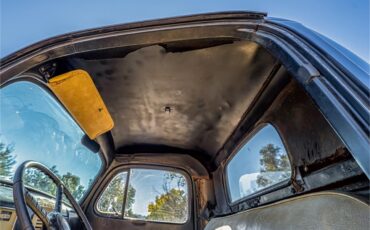 Ford-12-ton-pickup-1949-Black-Tan-12
