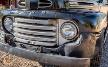 Ford-12-ton-pickup-1949-Black-Tan-16