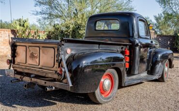 Ford-12-ton-pickup-1949-Black-Tan-22