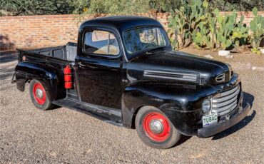 Ford-12-ton-pickup-1949-Black-Tan-25