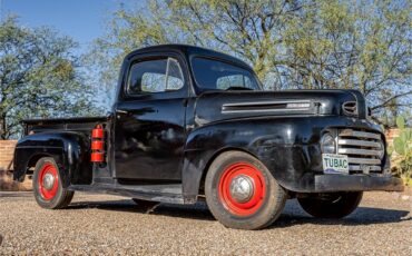 Ford-12-ton-pickup-1949-Black-Tan-26