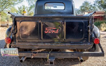 Ford-12-ton-pickup-1949-Black-Tan-30