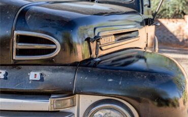 Ford-12-ton-pickup-1949-Black-Tan-40