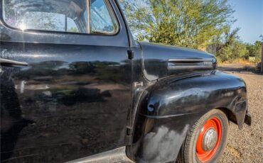 Ford-12-ton-pickup-1949-Black-Tan-49