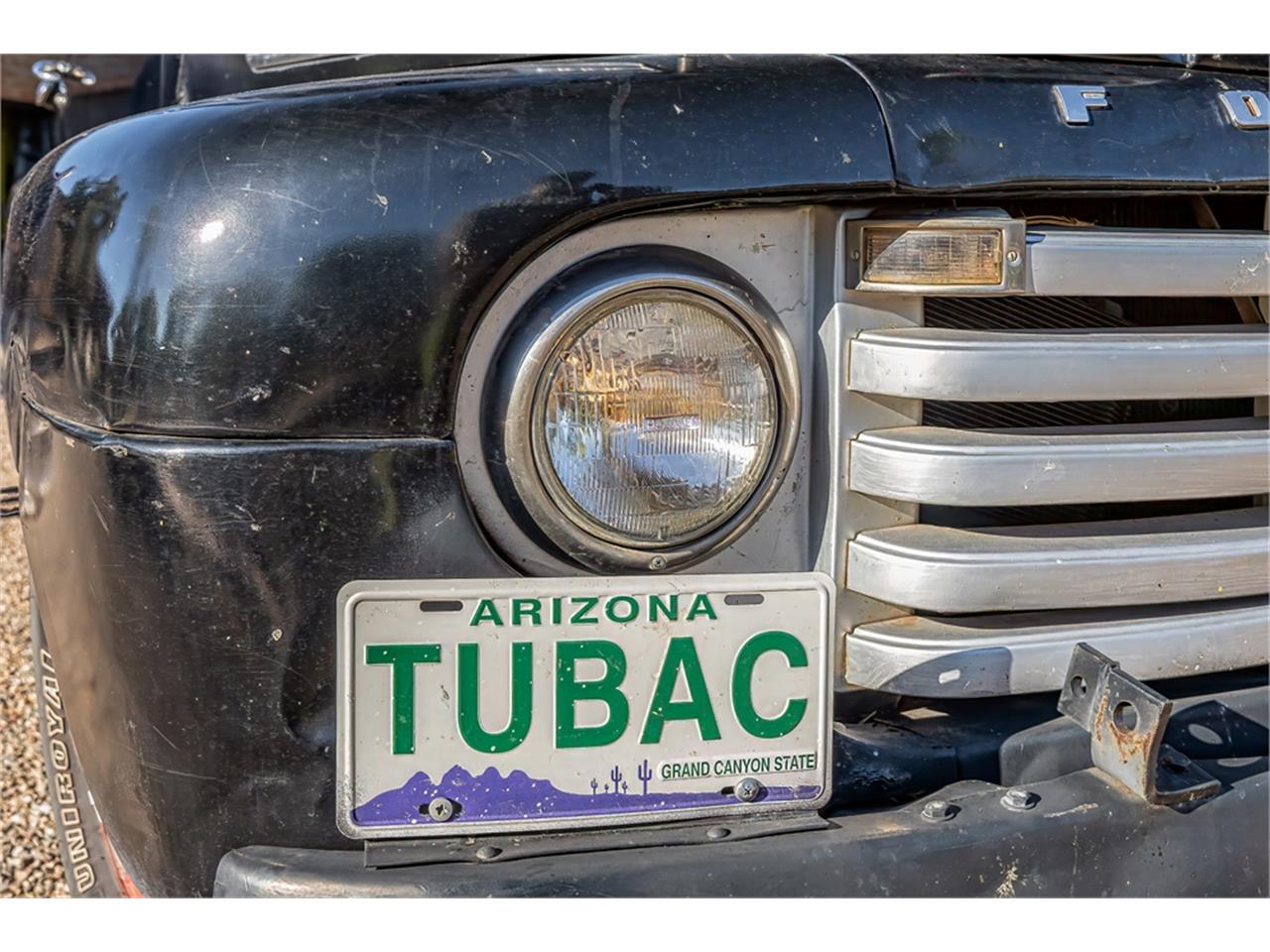 Ford-12-ton-pickup-1949-Black-Tan-5