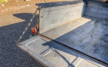 Ford-12-ton-pickup-1949-Black-Tan-56