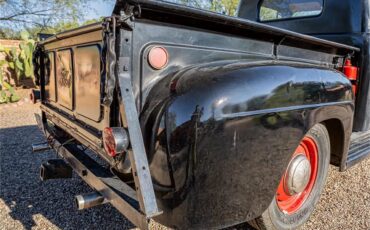 Ford-12-ton-pickup-1949-Black-Tan-6