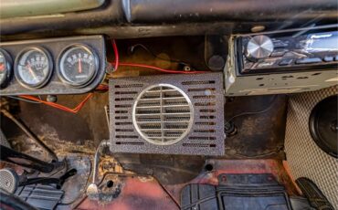 Ford-12-ton-pickup-1949-Black-Tan-71