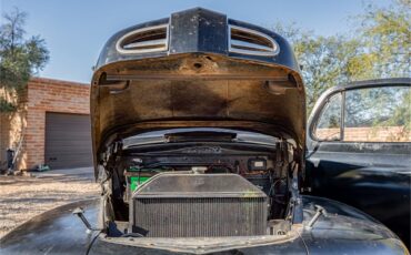 Ford-12-ton-pickup-1949-Black-Tan-75