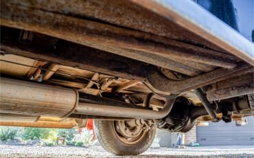 Ford-12-ton-pickup-1949-Black-Tan-90