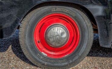 Ford-12-ton-pickup-1949-Black-Tan-95
